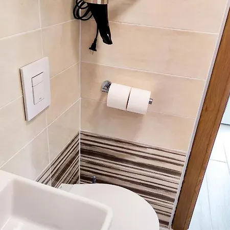 Apartman Laura *